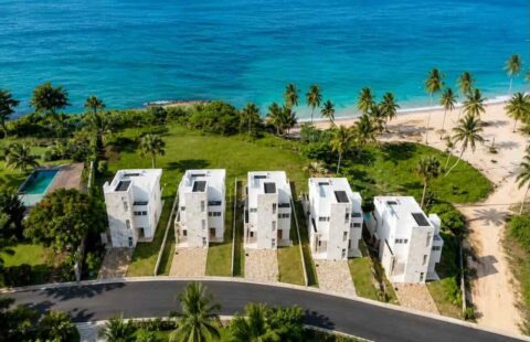 Продается вилла в Playa Colorada Las Galeras Samana